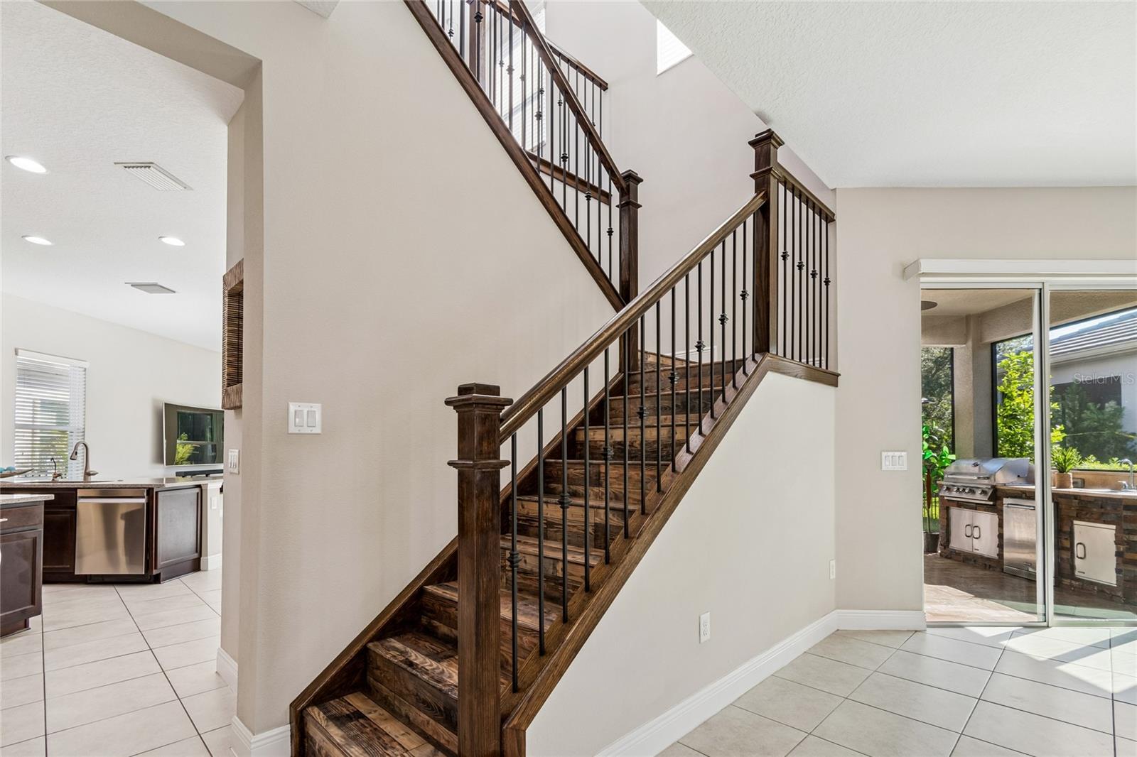 30229 SOUTHERNWOOD CT — photo 37