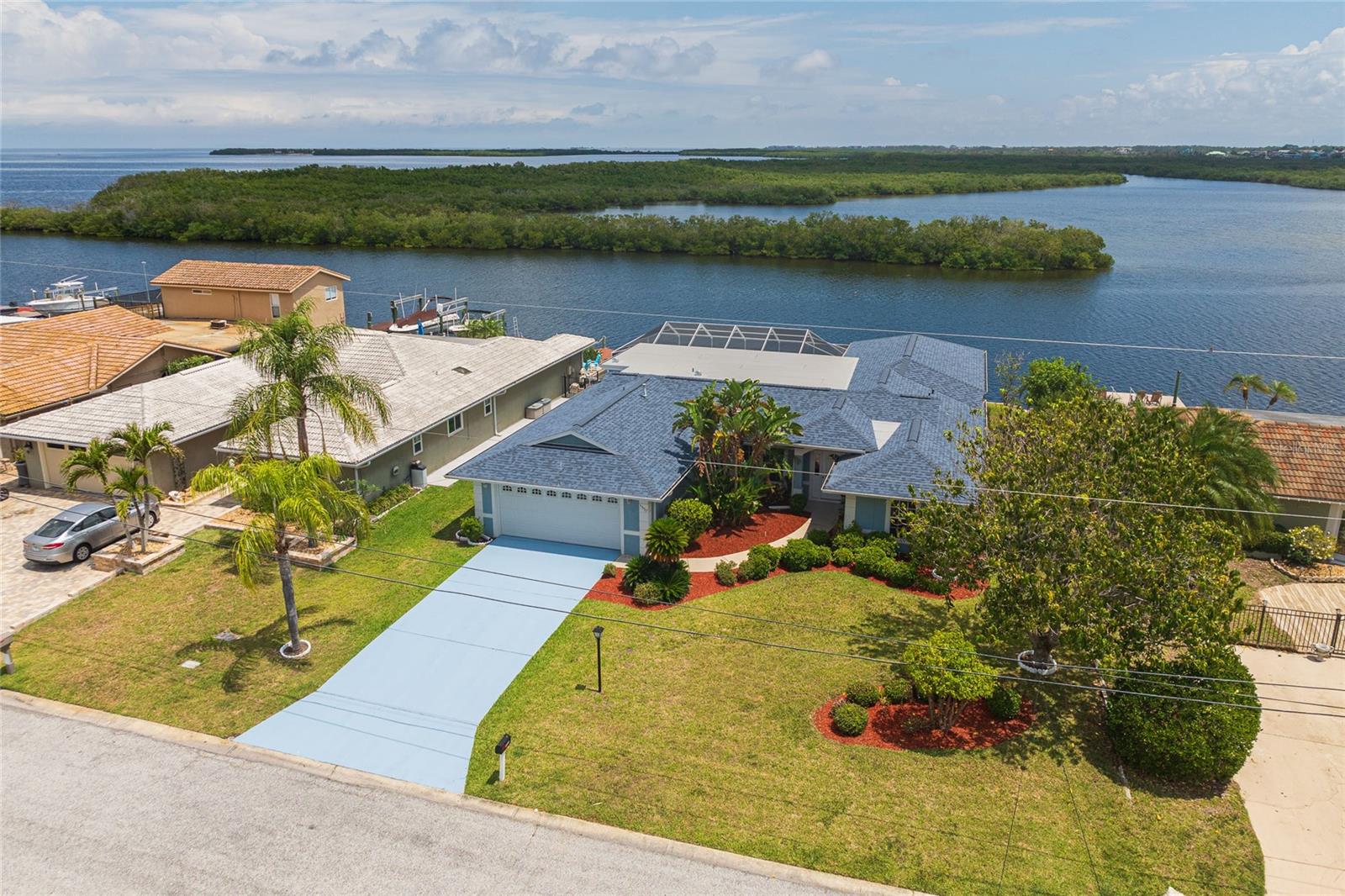 5557 BOWLINE BND — photo 37