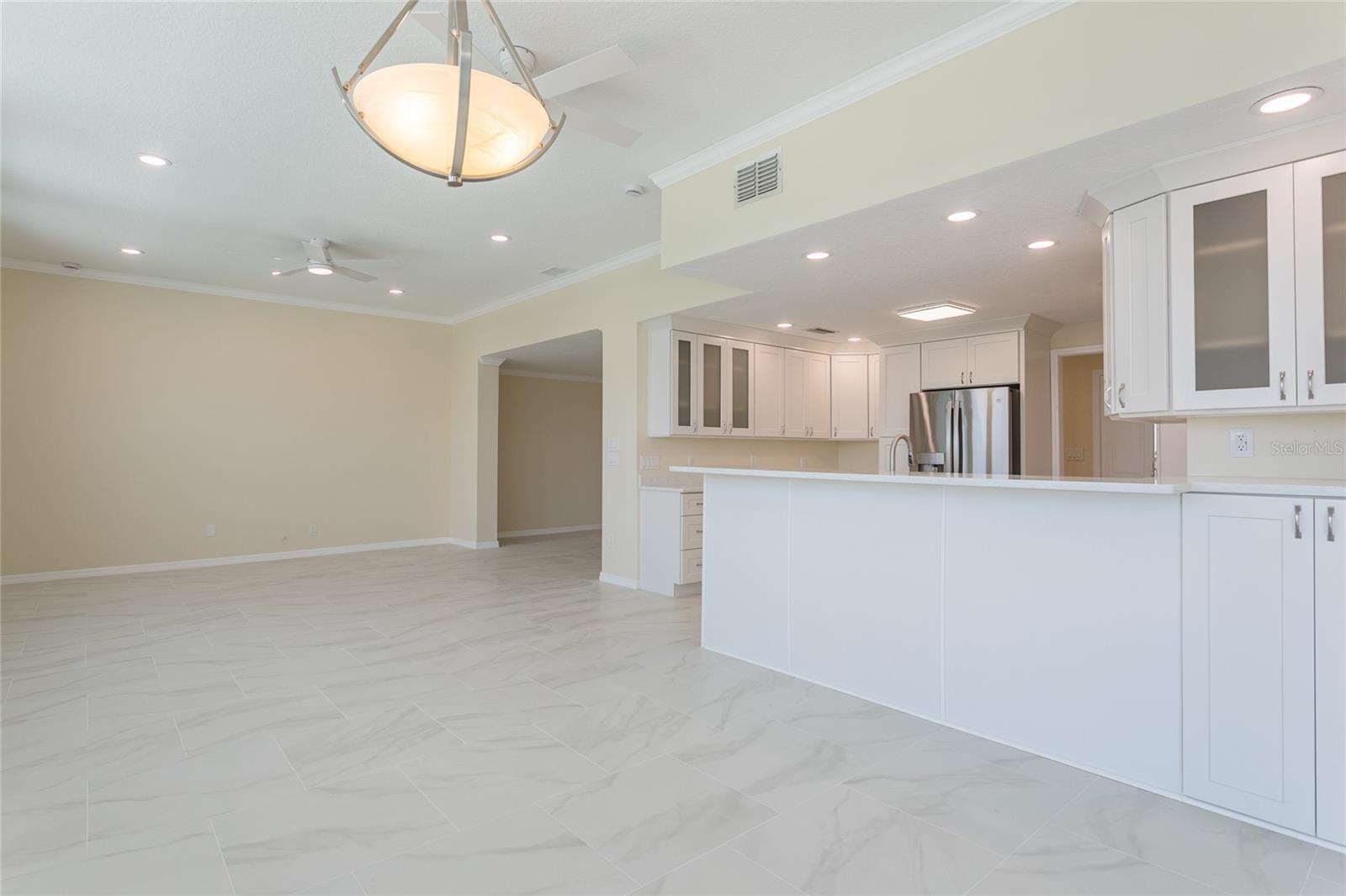 5557 BOWLINE BND — photo 15