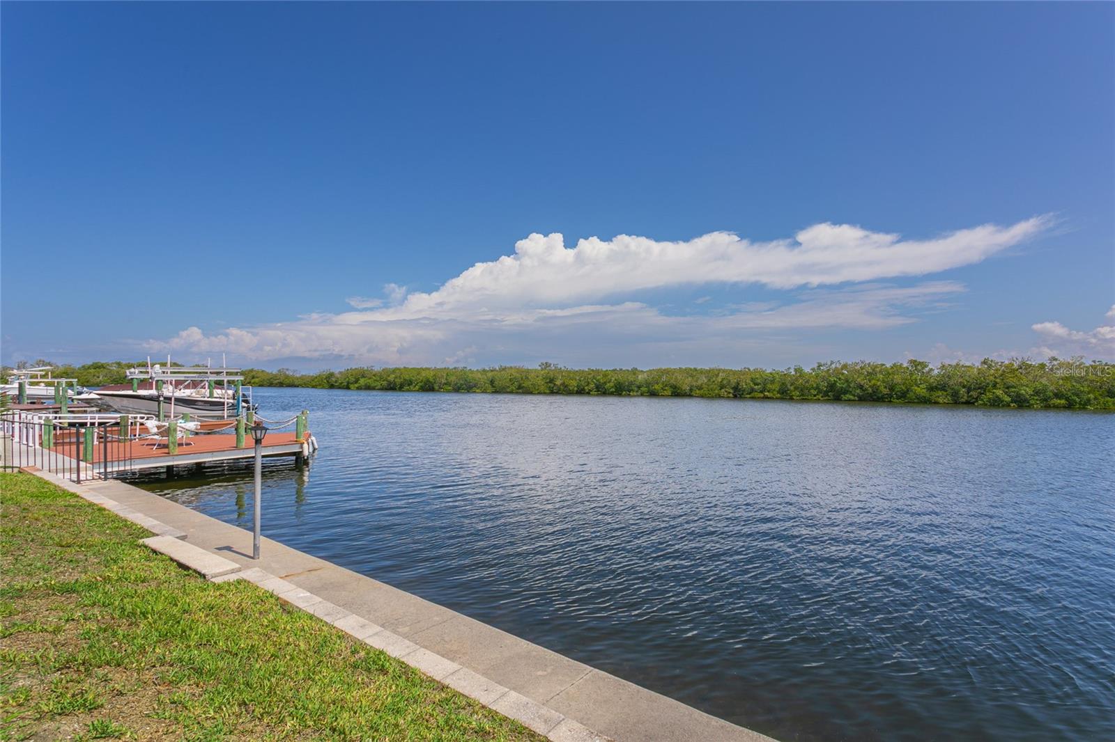 5557 BOWLINE BND — photo 11