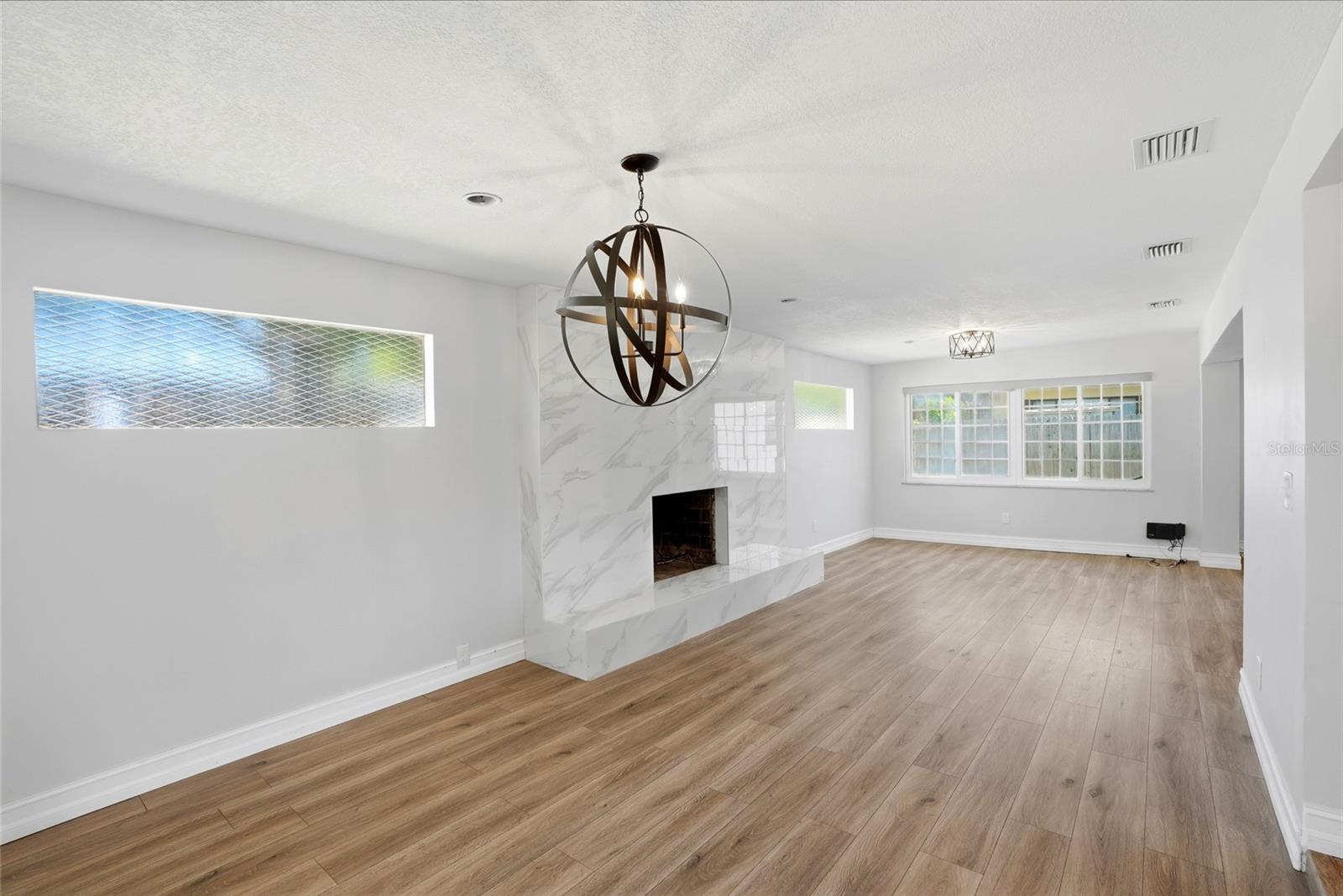 1349 VIEWTOP DR — photo 12