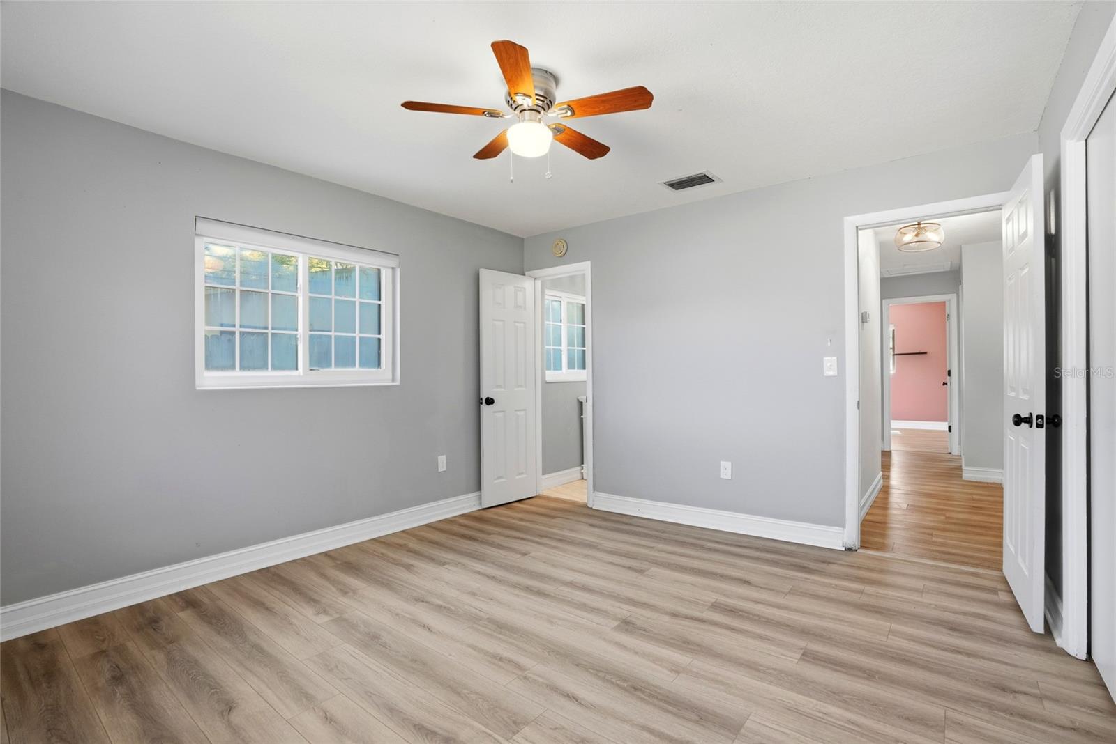 1349 VIEWTOP DR — photo 15