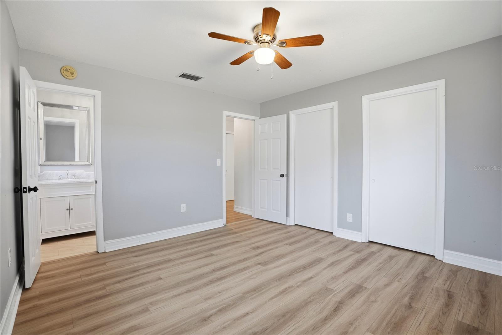 1349 VIEWTOP DR — photo 18