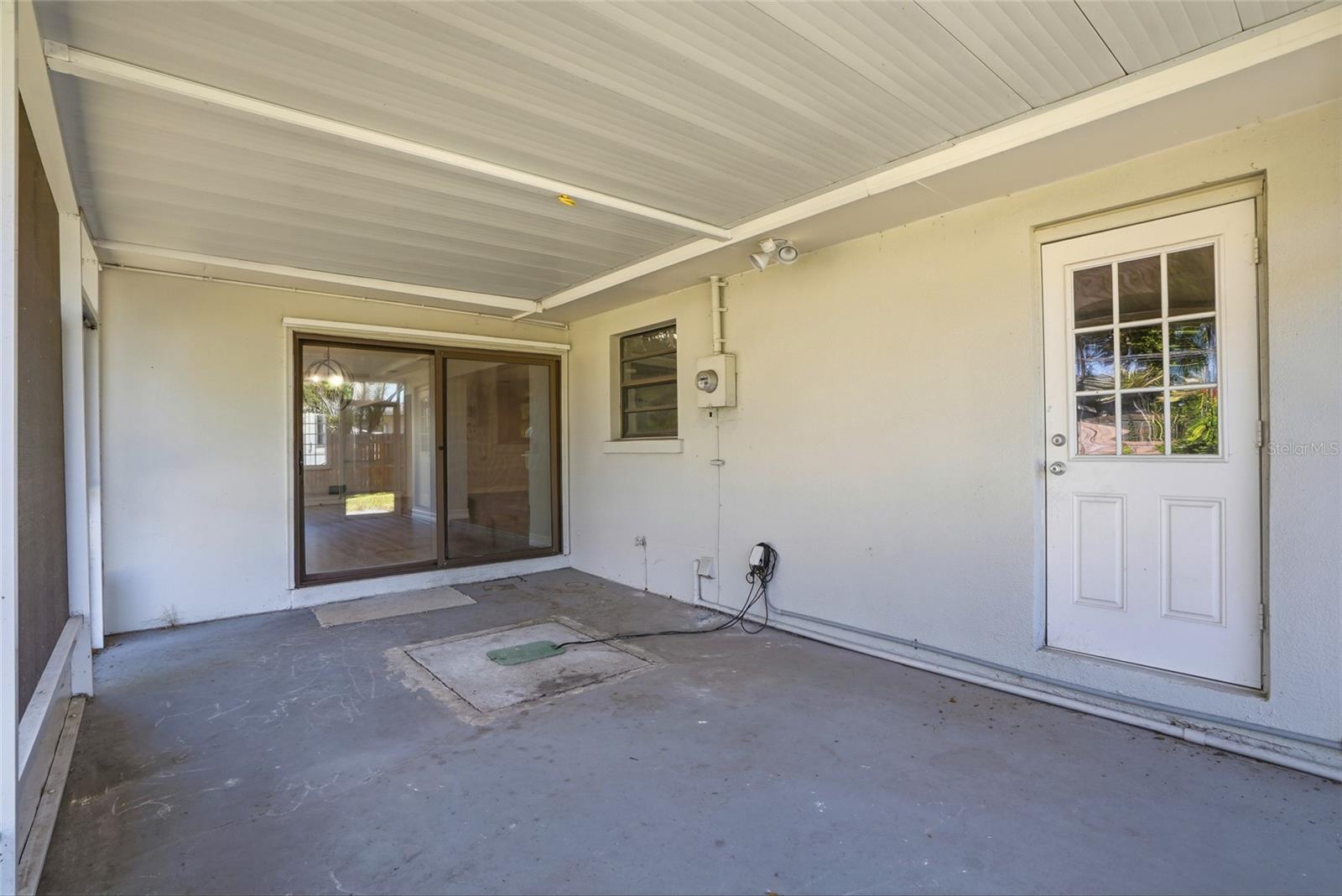 1349 VIEWTOP DR — photo 25