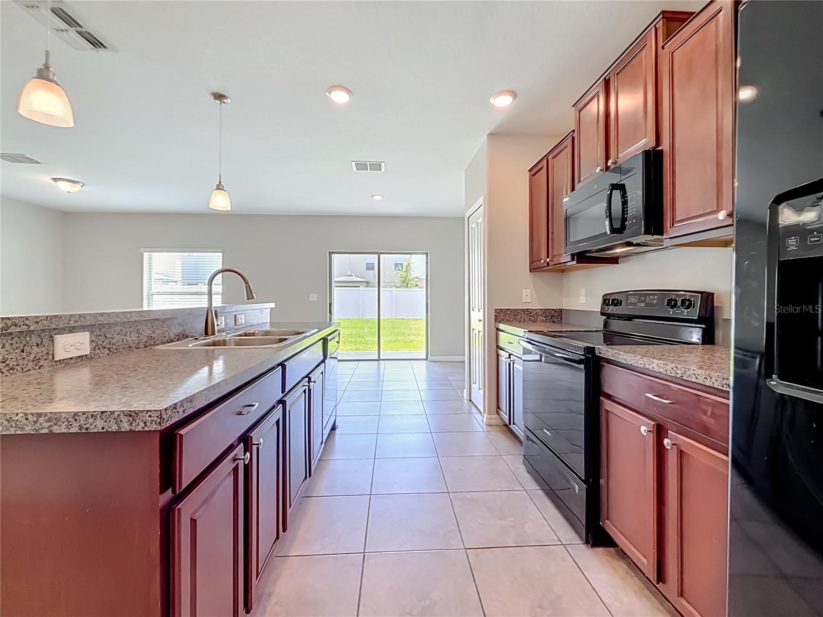 7405 EVENING PRIMROSE CT — photo 19