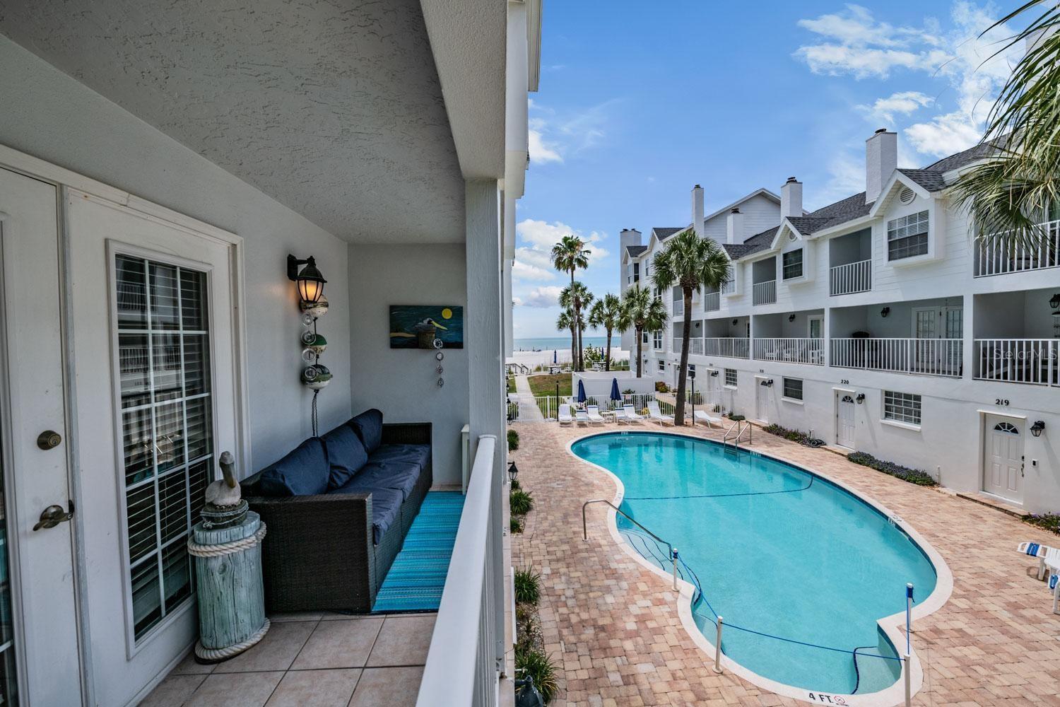 17960 GULF BLVD #121 — photo 24