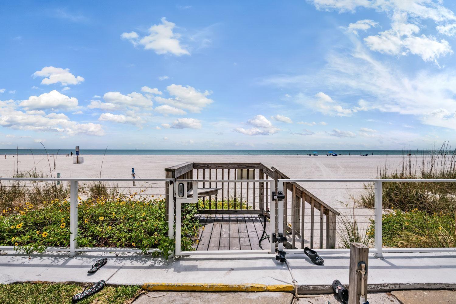 17960 GULF BLVD #121 — photo 4