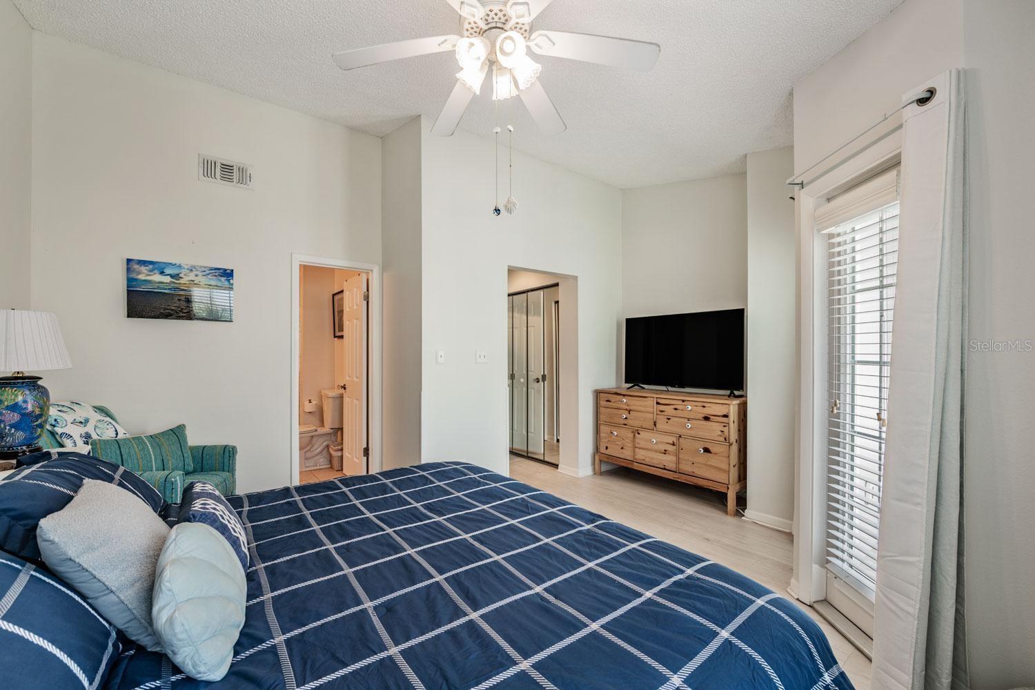 17960 GULF BLVD #121 — photo 30
