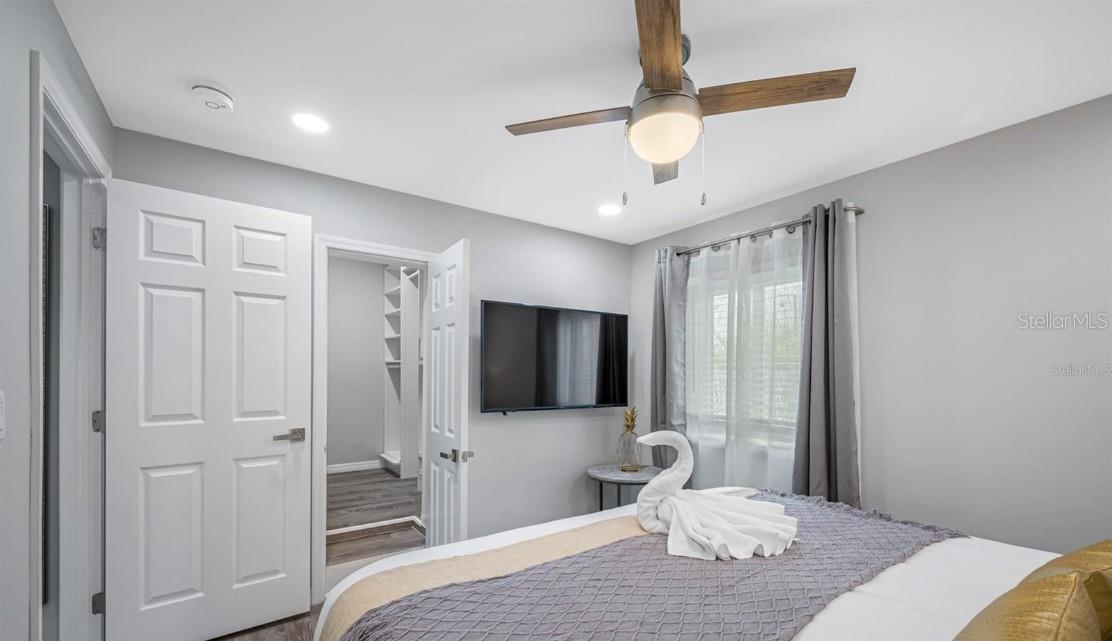 4545 HARBOR HILLS DR — photo 96