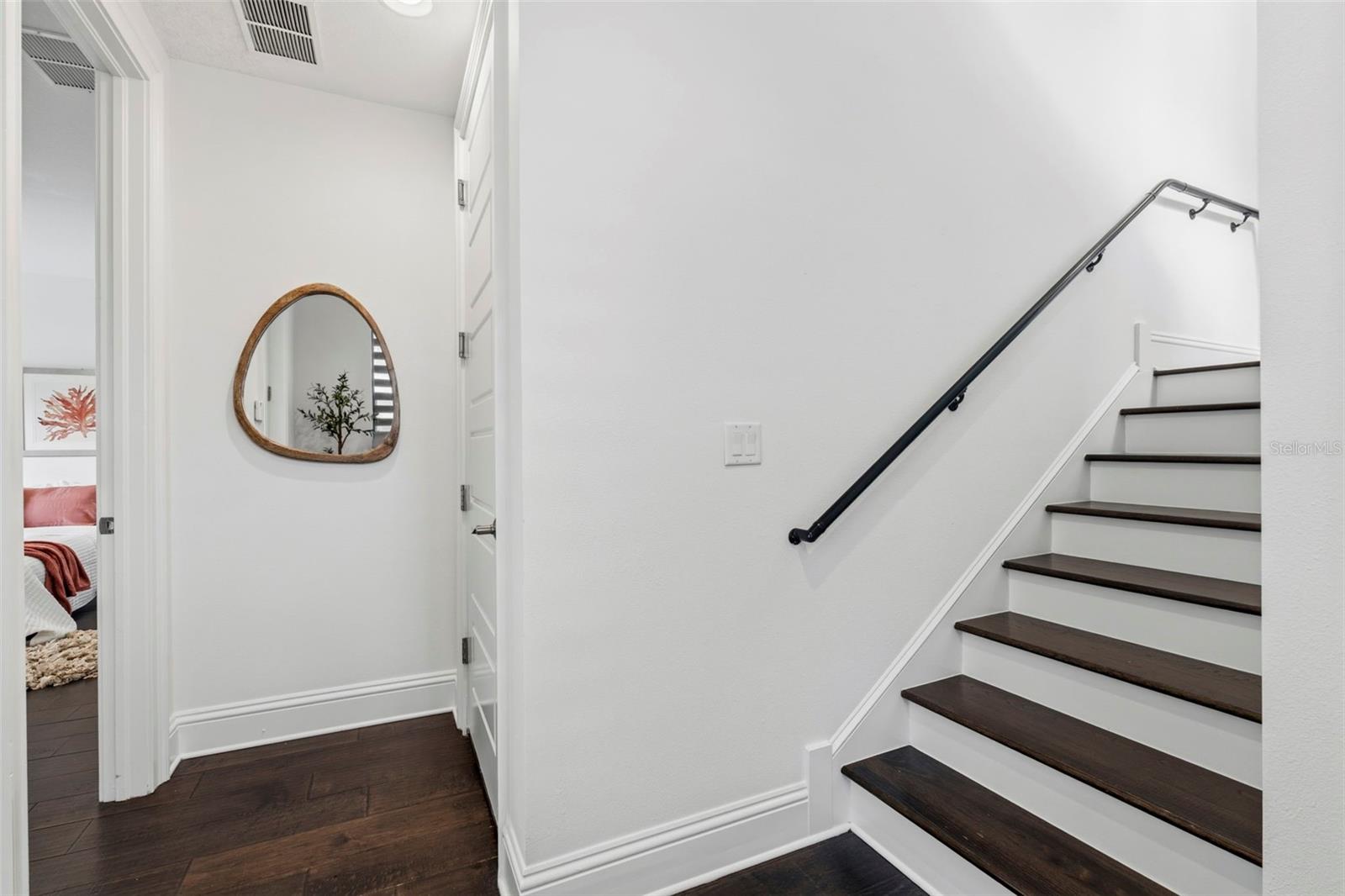 300 DELMAR TER S — photo 9