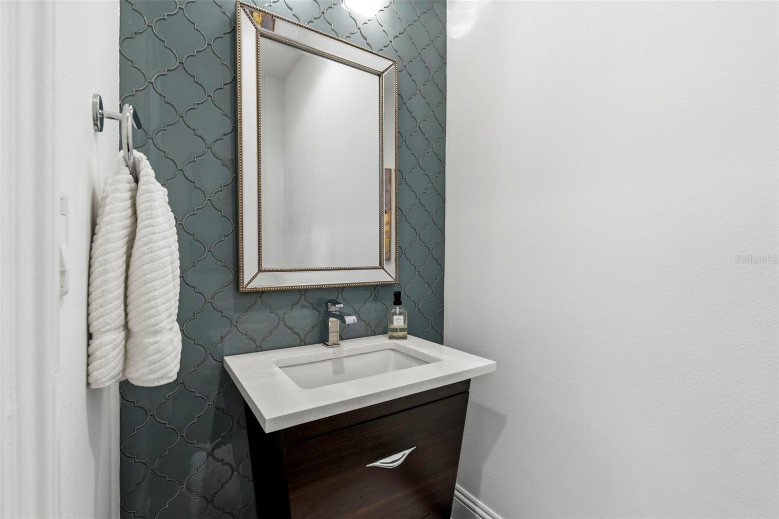 300 DELMAR TER S — photo 18