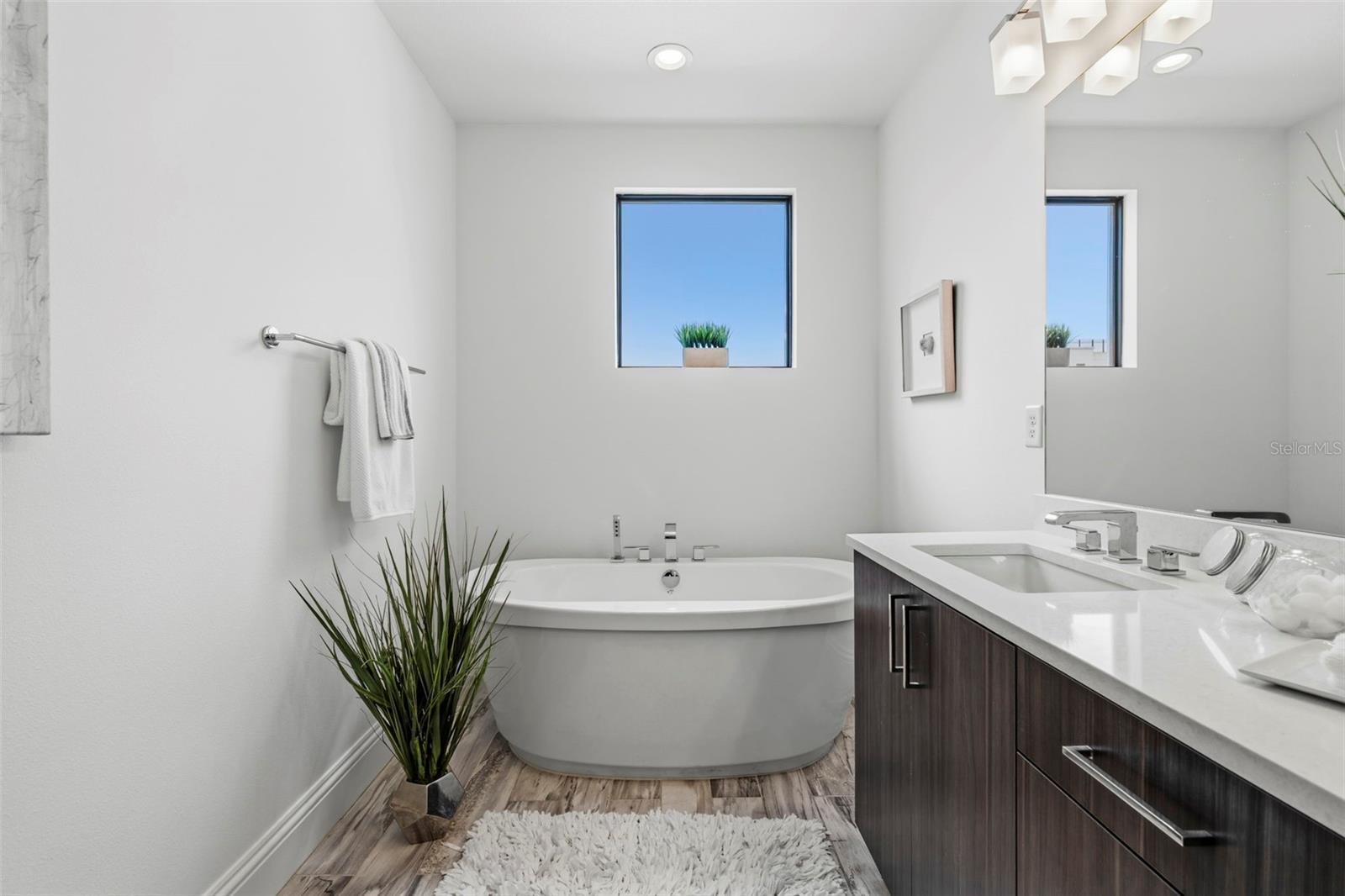 300 DELMAR TER S — photo 35