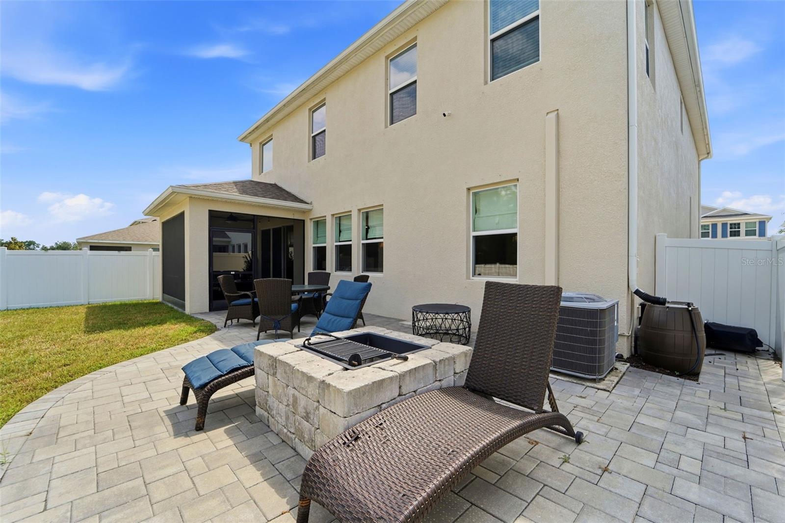 8020 PRAISE DR — photo 23
