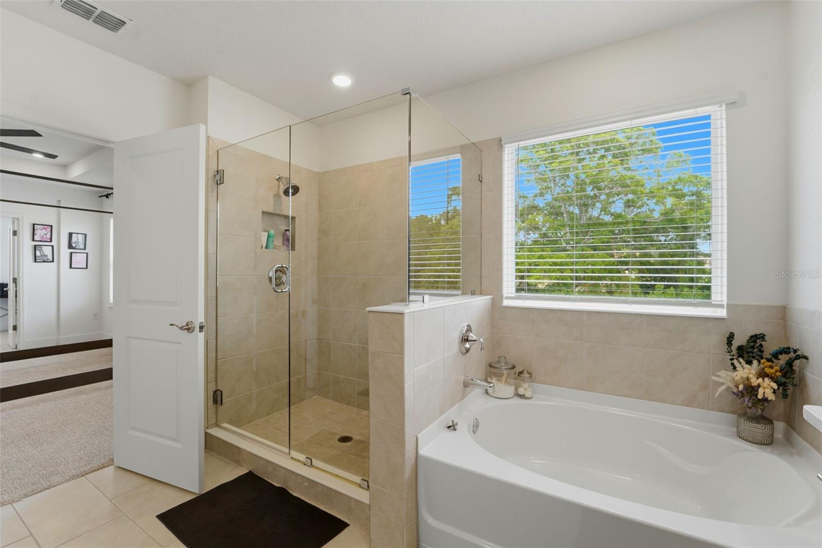 8020 PRAISE DR — photo 32