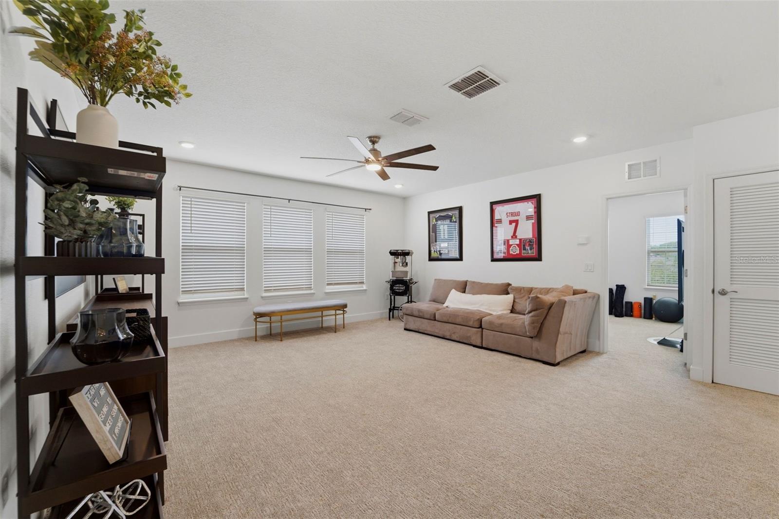 8020 PRAISE DR — photo 24