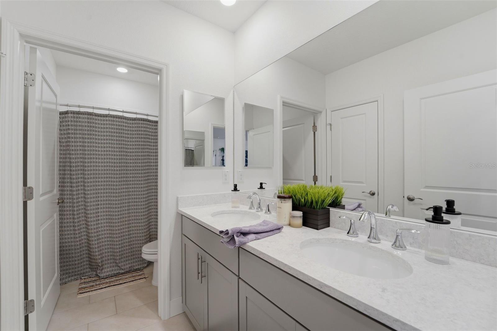 8020 PRAISE DR — photo 38