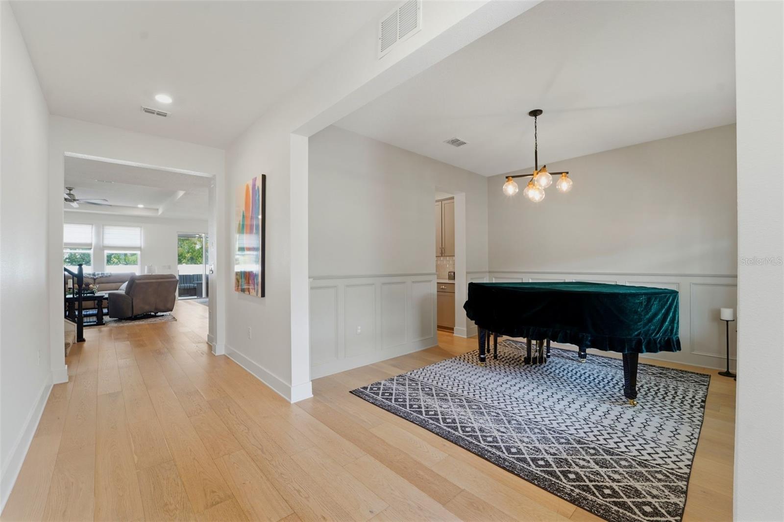 8020 PRAISE DR — photo 8