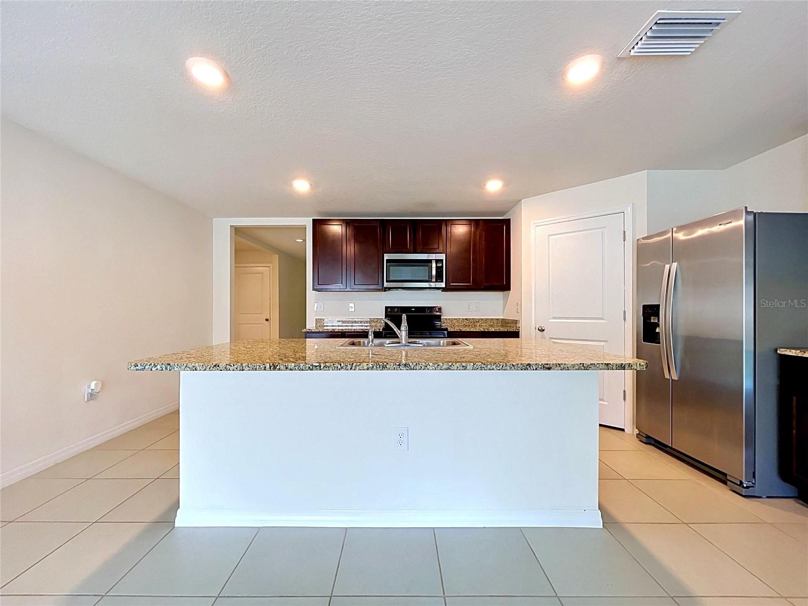 7804 DAVIE RAY DR — photo 20