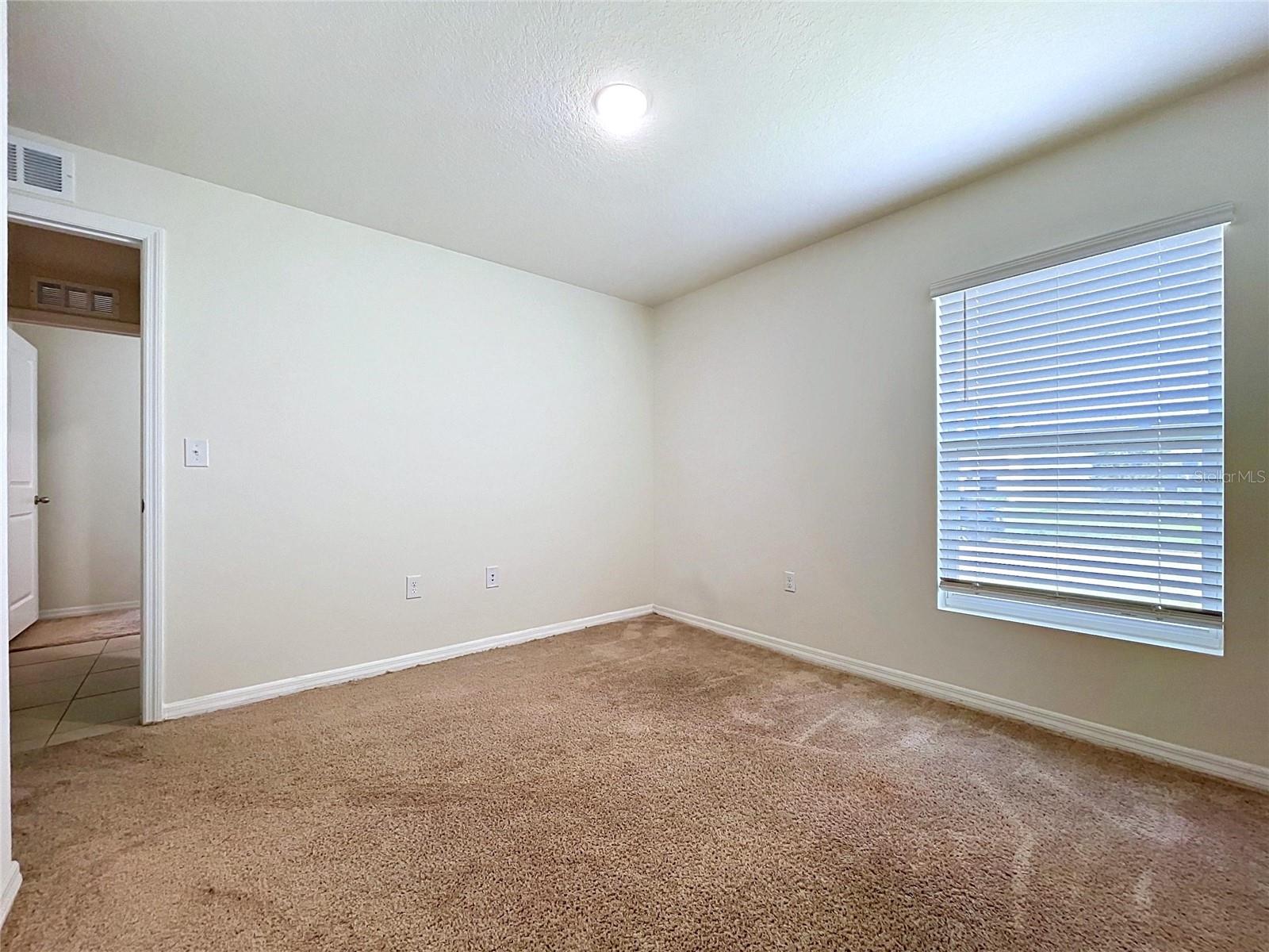 7804 DAVIE RAY DR — photo 15