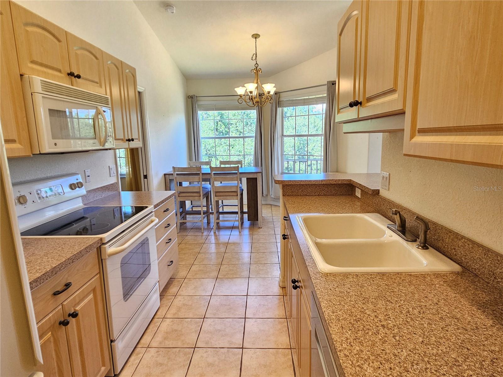 904 CASA DEL LAGO WAY #904 — photo 22