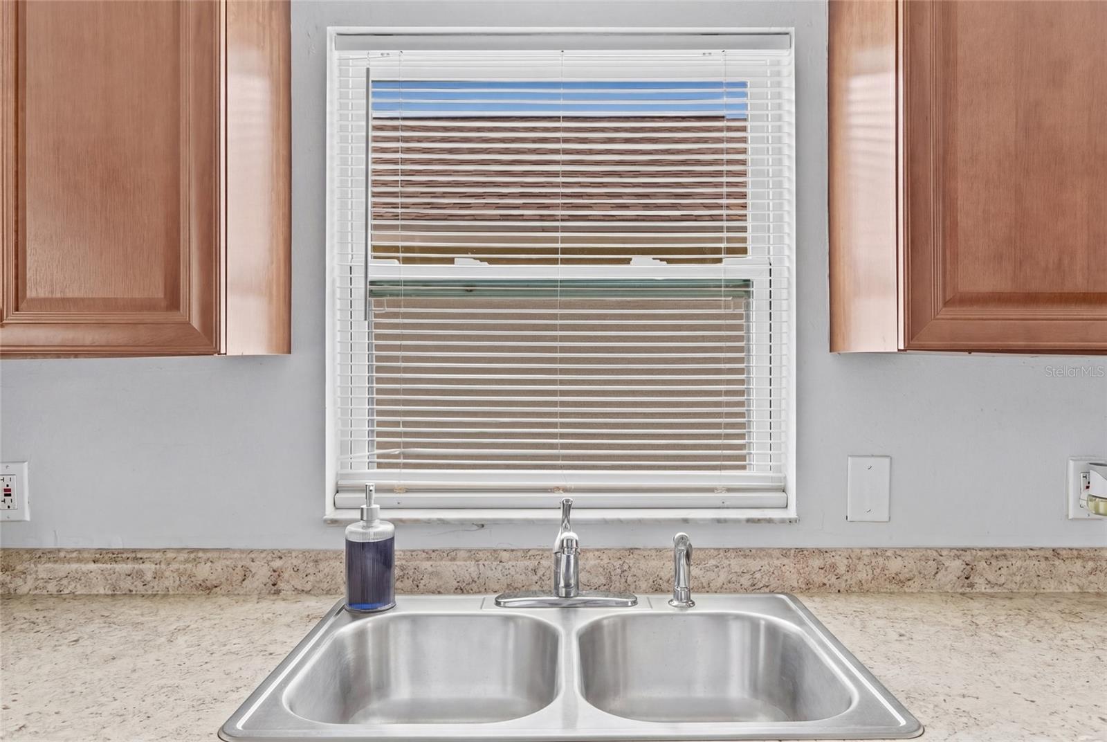 6808 YARDLEY OAKS CT — photo 33