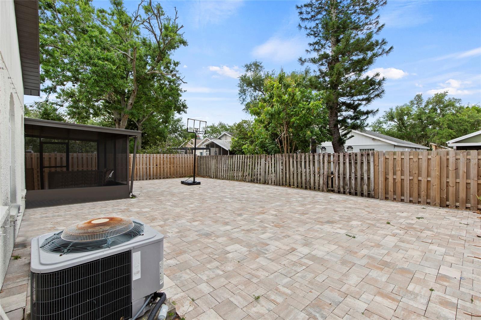 6808 YARDLEY OAKS CT — photo 24