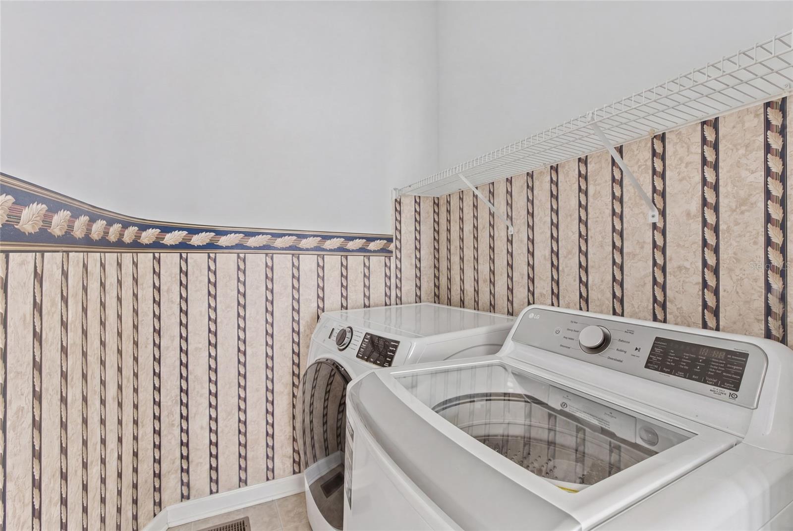 6808 YARDLEY OAKS CT — photo 42