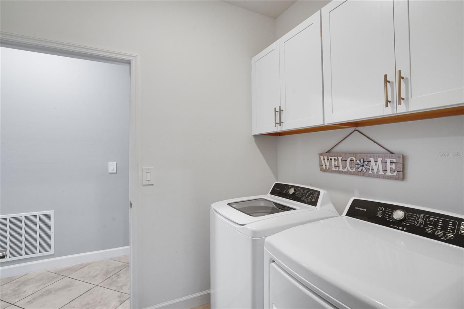 4970 OYSTER PEARL ST — photo 17
