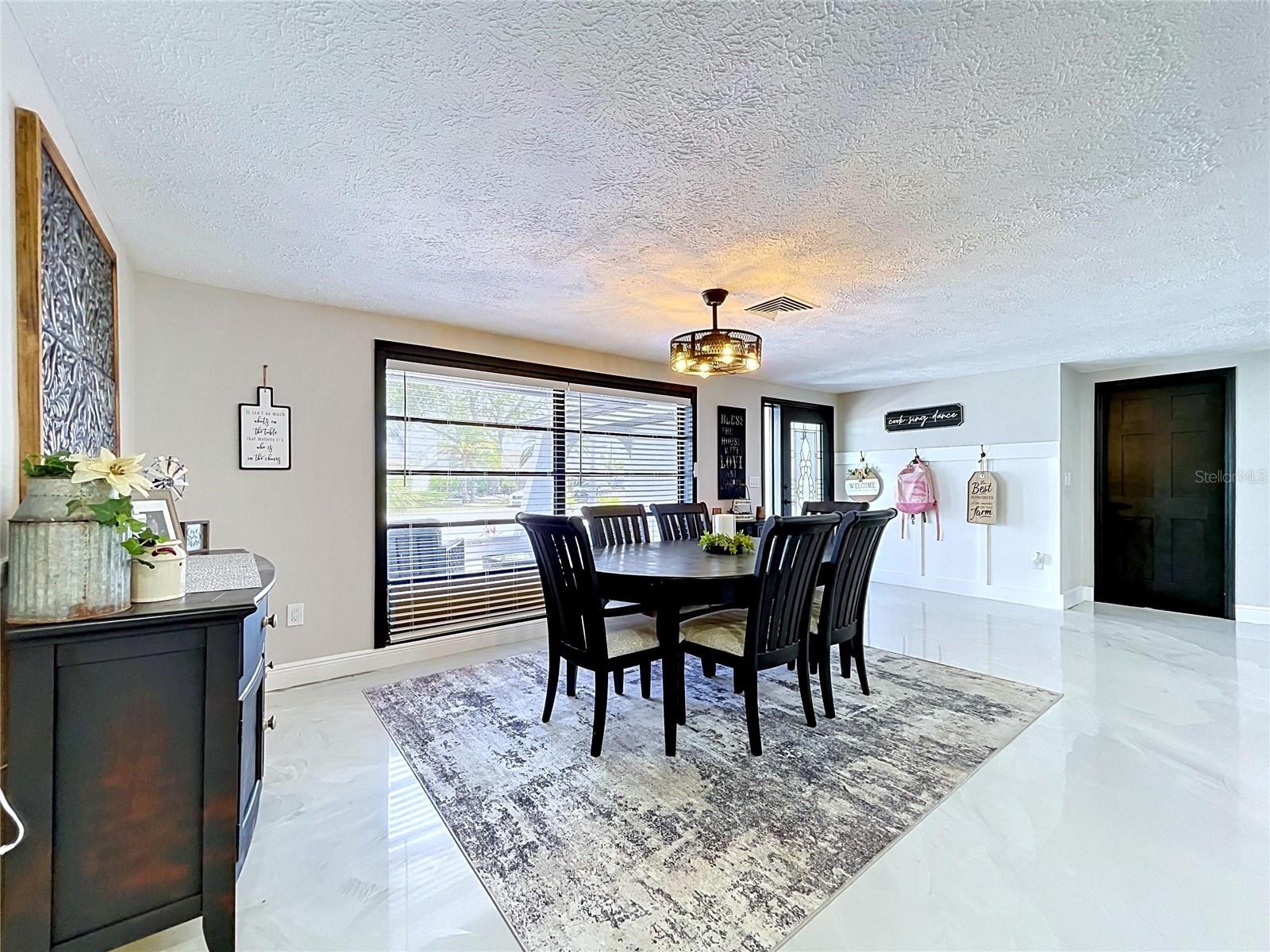 6950 SOUTHWIND DR — photo 5