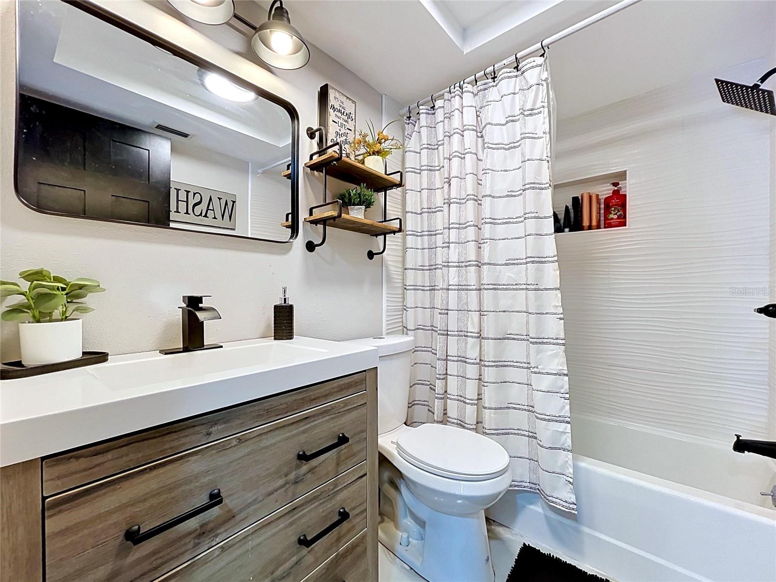 6950 SOUTHWIND DR — photo 24