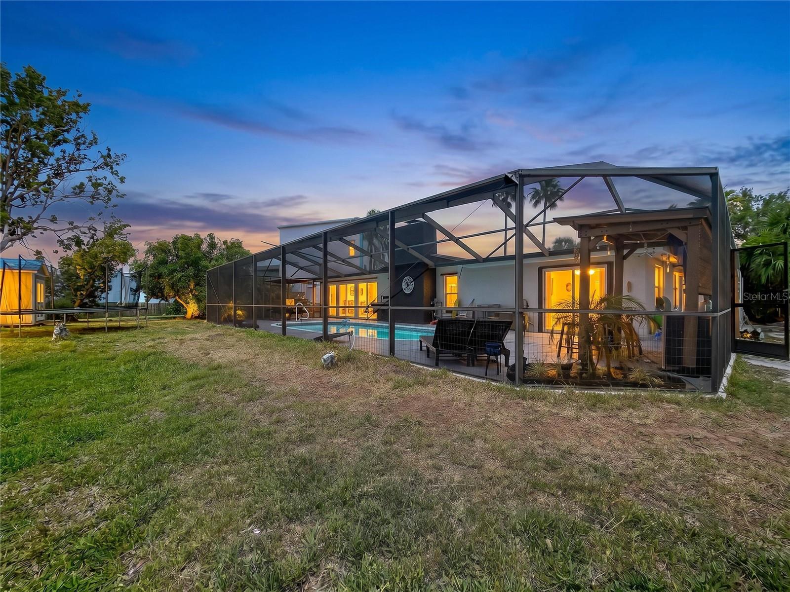6950 SOUTHWIND DR — photo 44