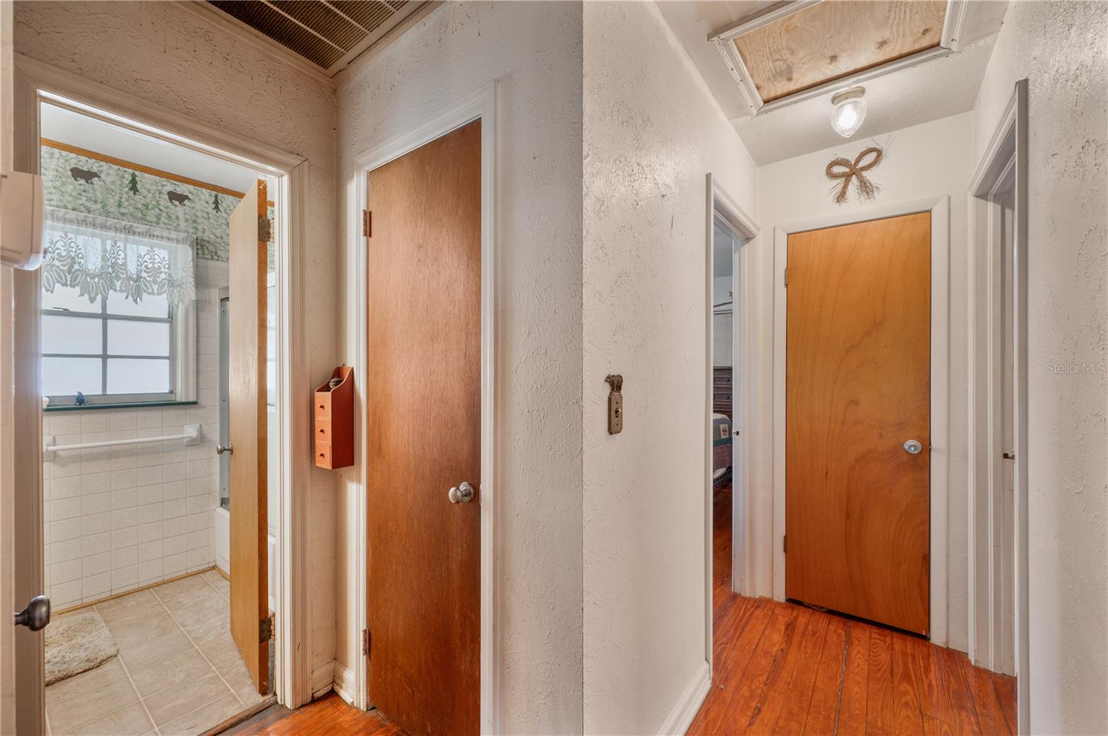 1616 MCGEE RD — photo 24