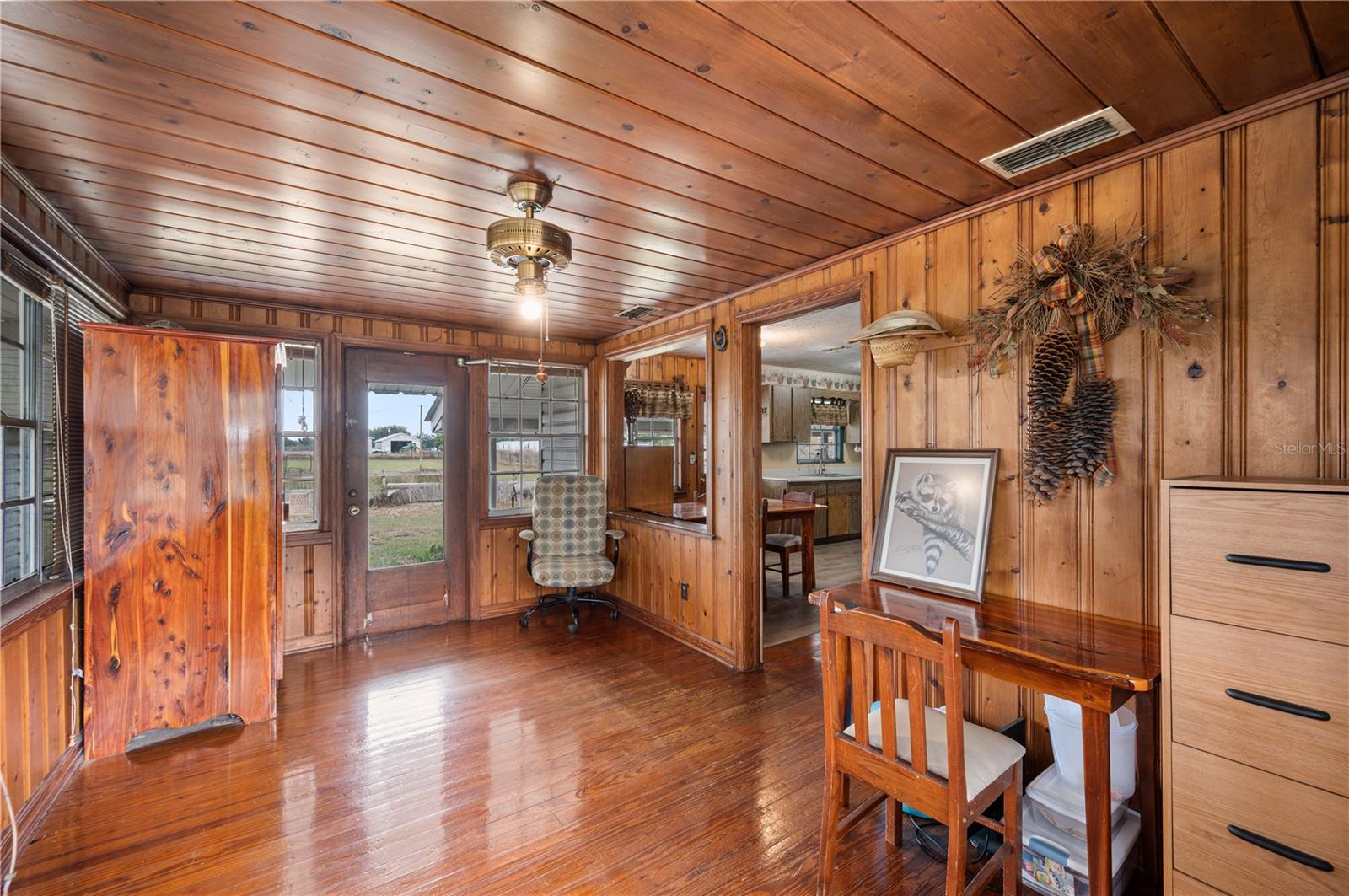 1616 MCGEE RD — photo 14