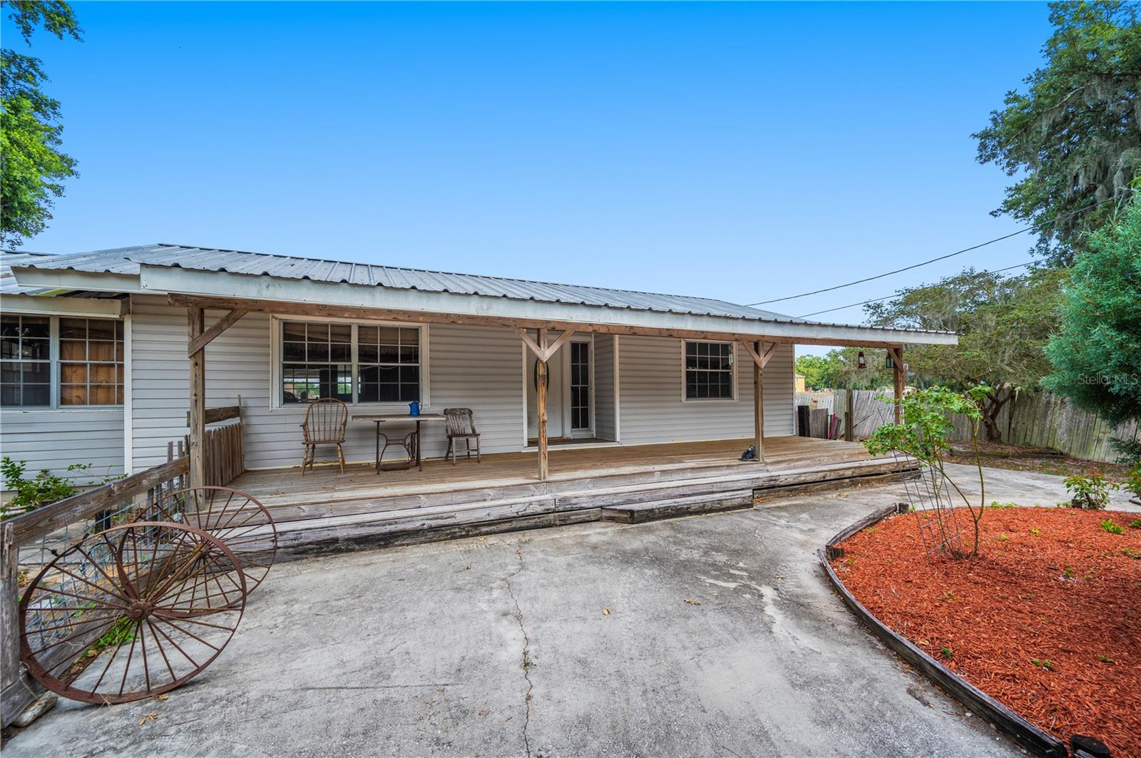 1616 MCGEE RD — photo 8