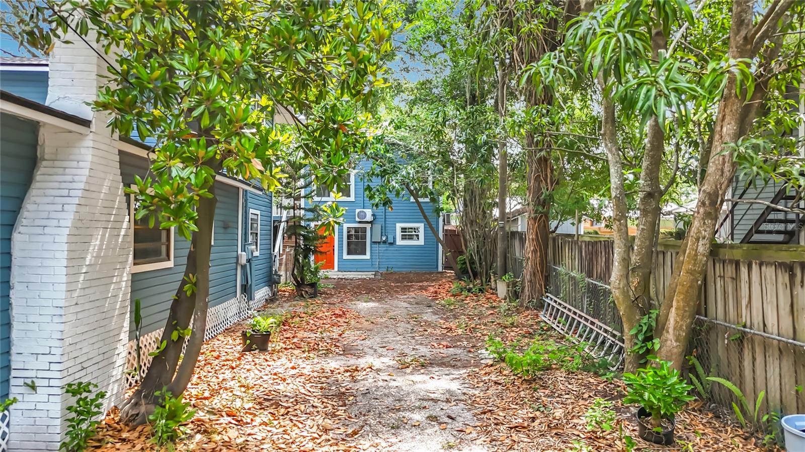6705 N ELIZABETH ST — photo 30