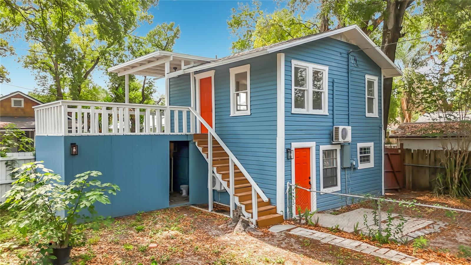 6705 N ELIZABETH ST — photo 32