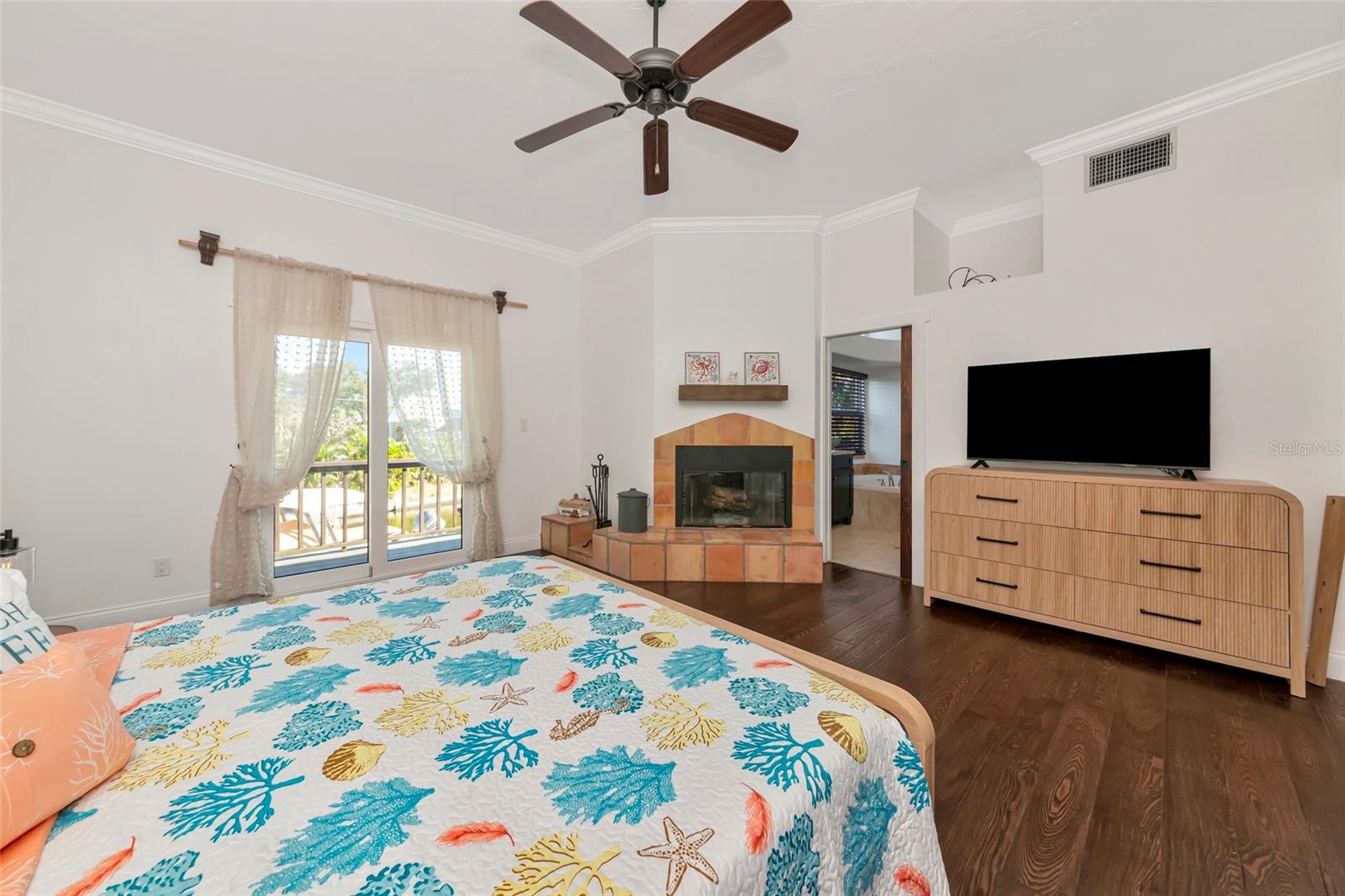 681 AVENIDA DE MAYO — photo 36