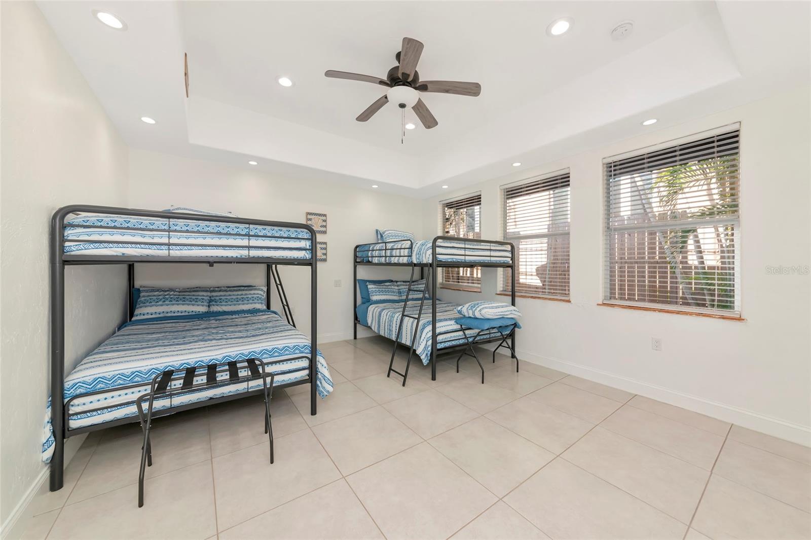 681 AVENIDA DE MAYO — photo 27