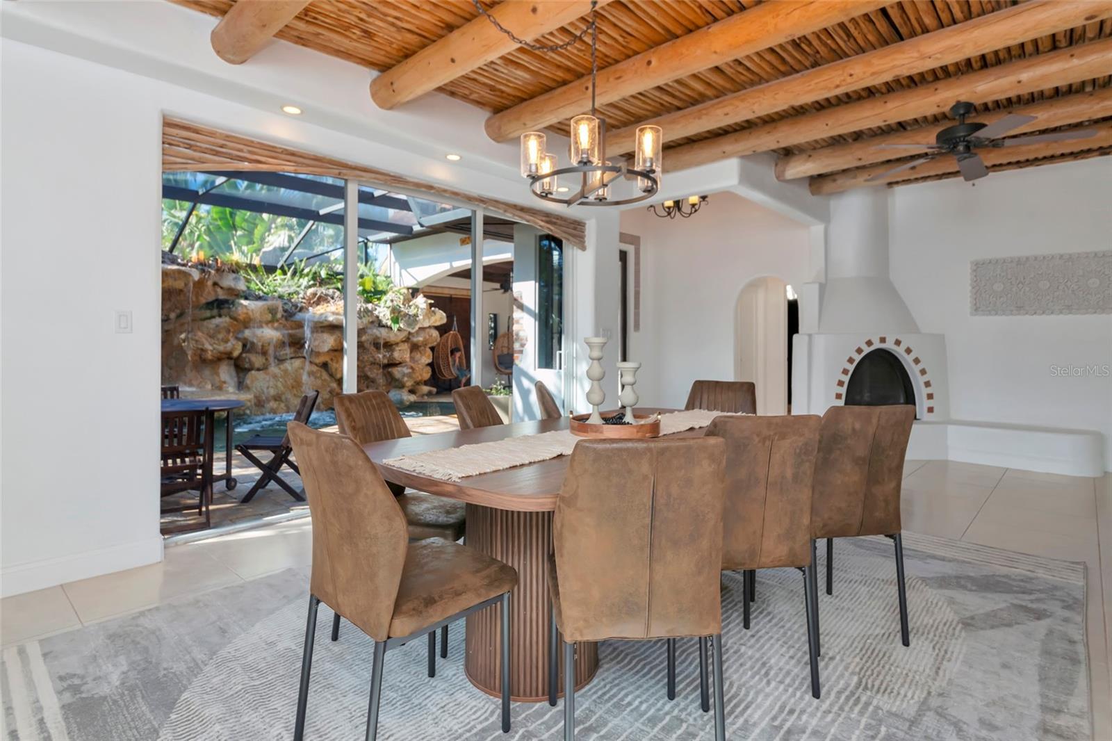 681 AVENIDA DE MAYO — photo 14