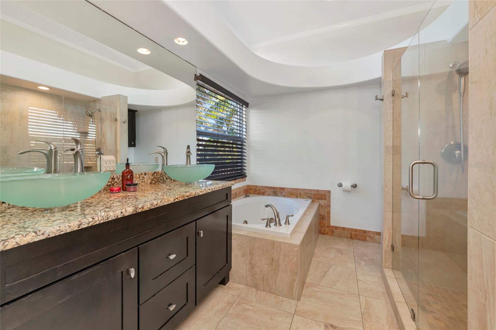 681 AVENIDA DE MAYO — photo 39