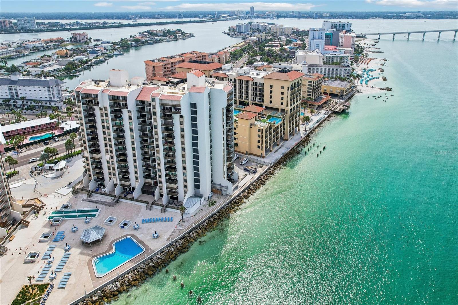 450 S GULFVIEW BLVD #703 — photo 36