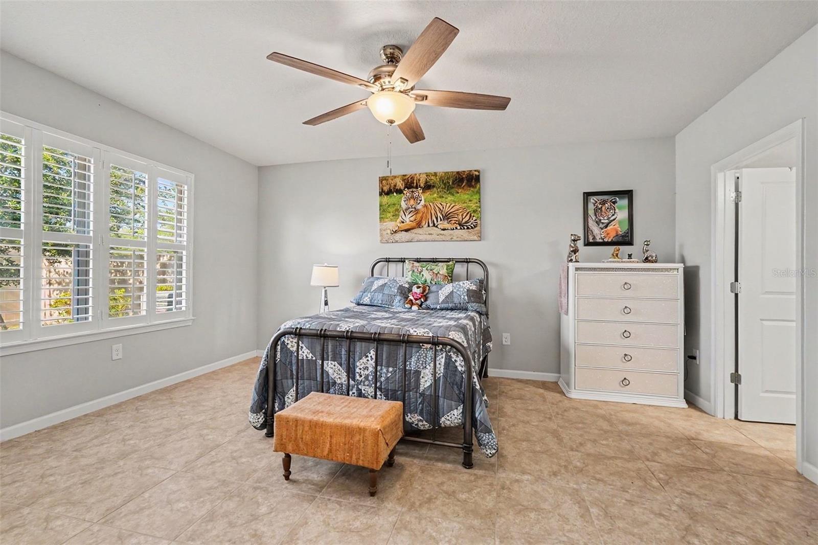 17745 TURNING LEAF CIR — photo 9
