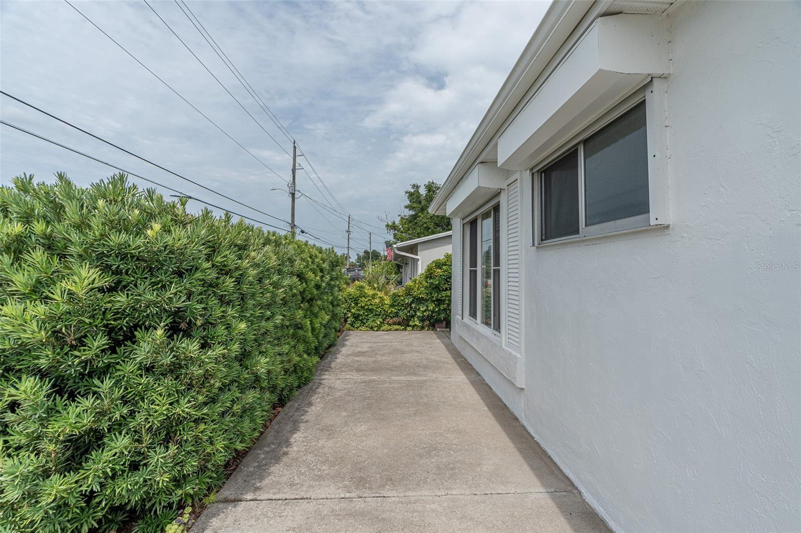 8716 TRIONFO AVE — photo 33