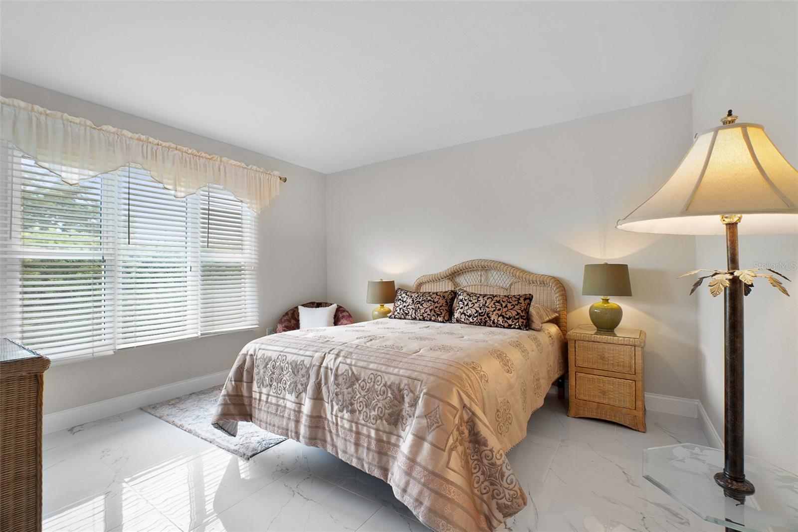 8716 TRIONFO AVE — photo 21