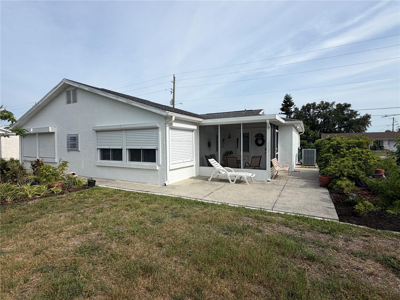 8716 TRIONFO AVE — photo 30
