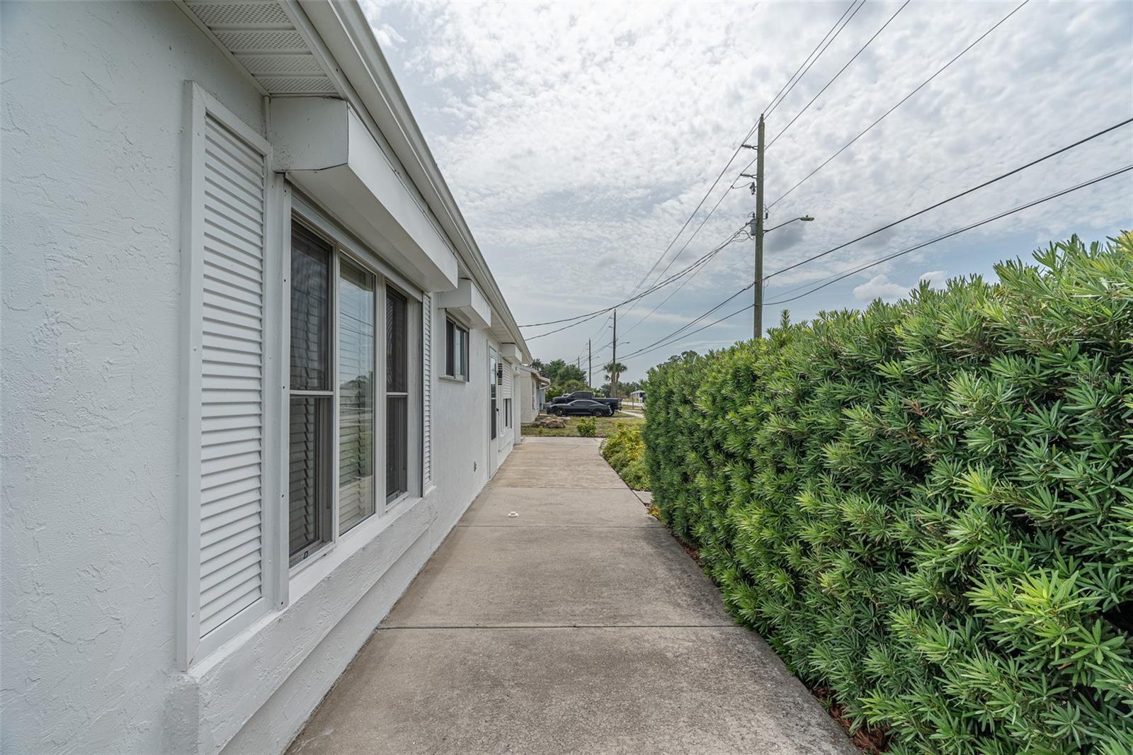 8716 TRIONFO AVE — photo 32