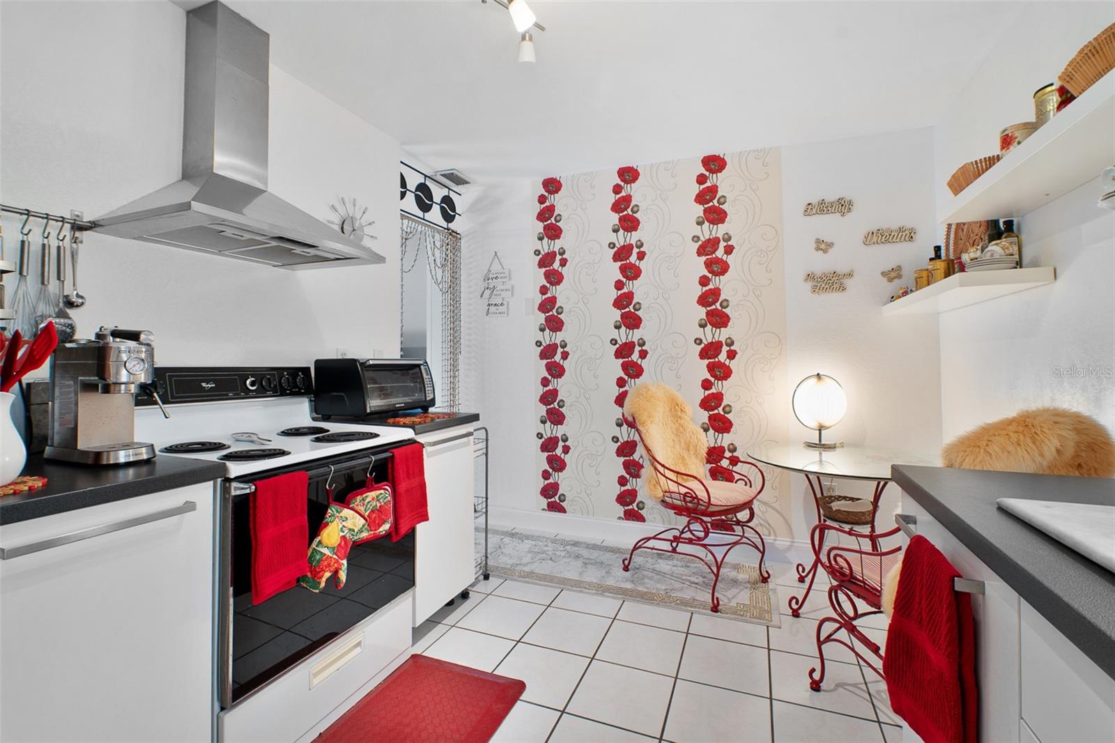 8716 TRIONFO AVE — photo 10