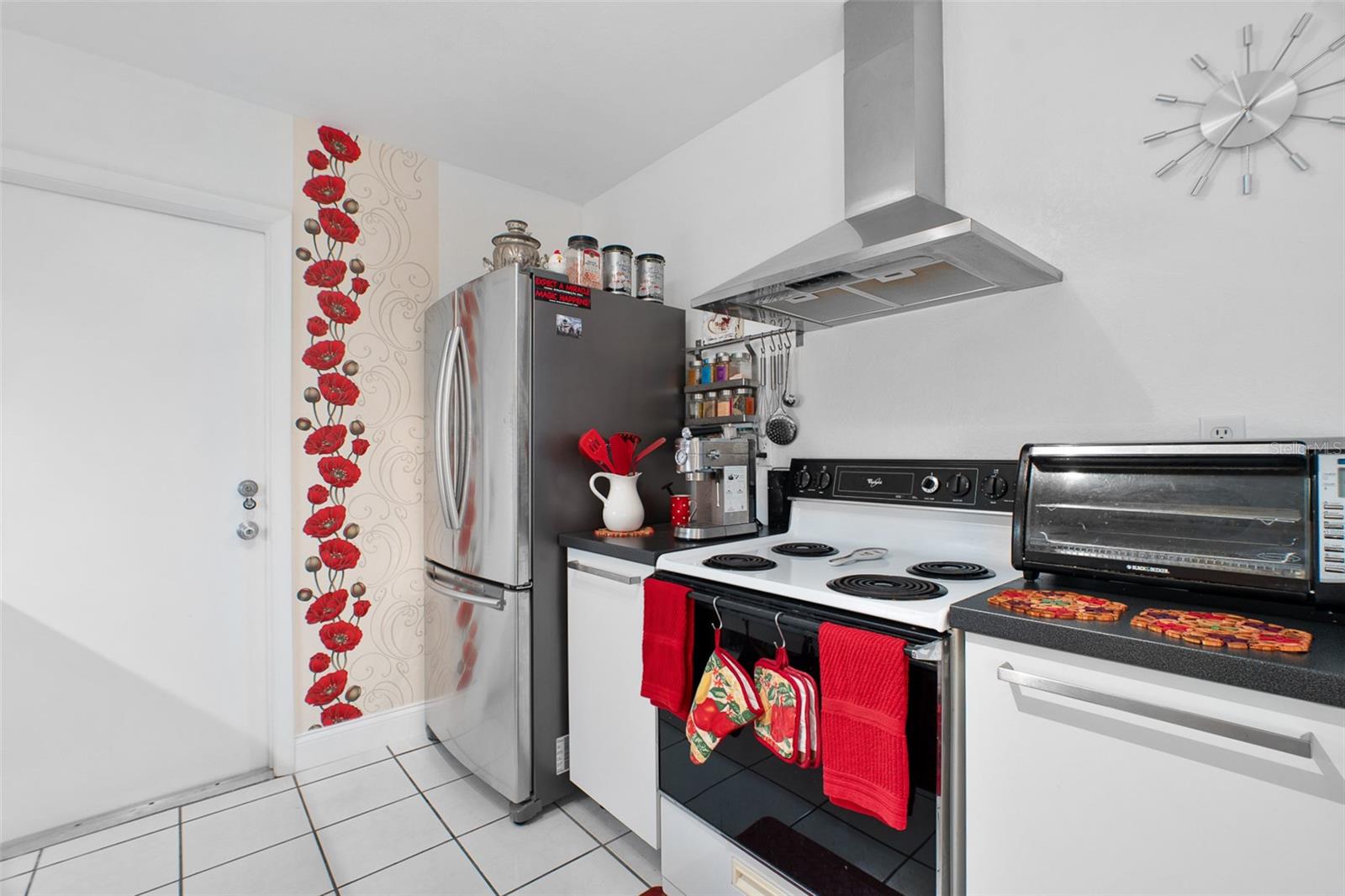 8716 TRIONFO AVE — photo 12