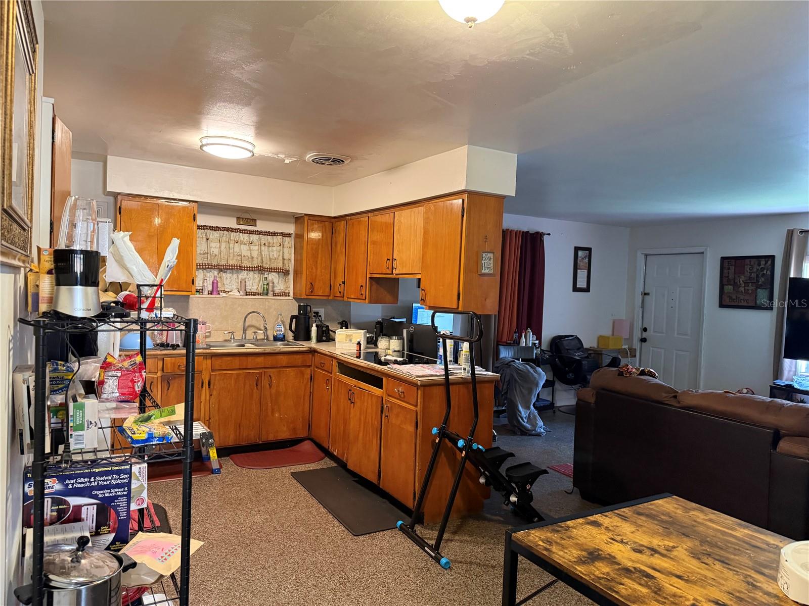 3210 E FERN ST — photo 5