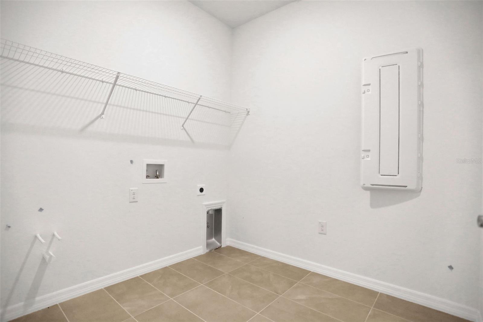 7414 SEA MANATEE ST — photo 24